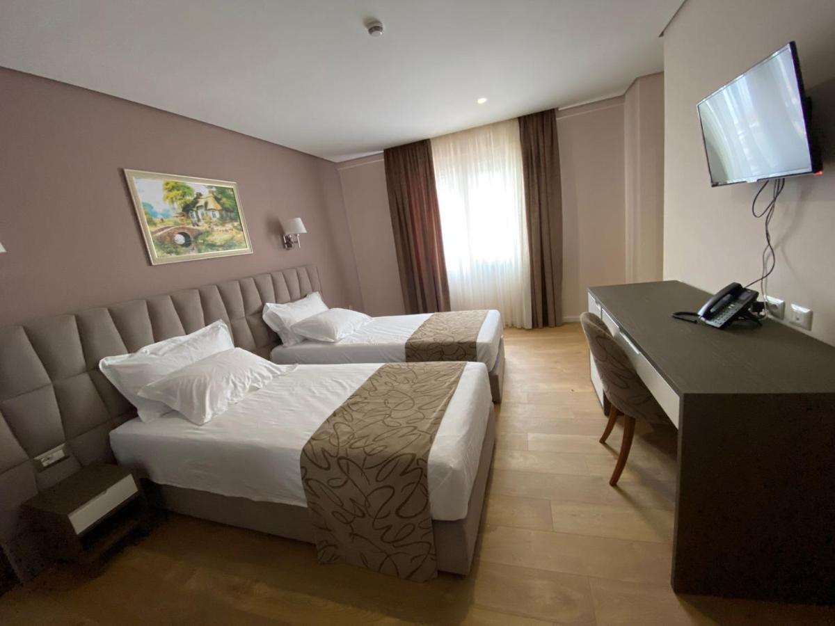 Doanesia Premium Hotel & Spa تيرانا المظهر الخارجي الصورة