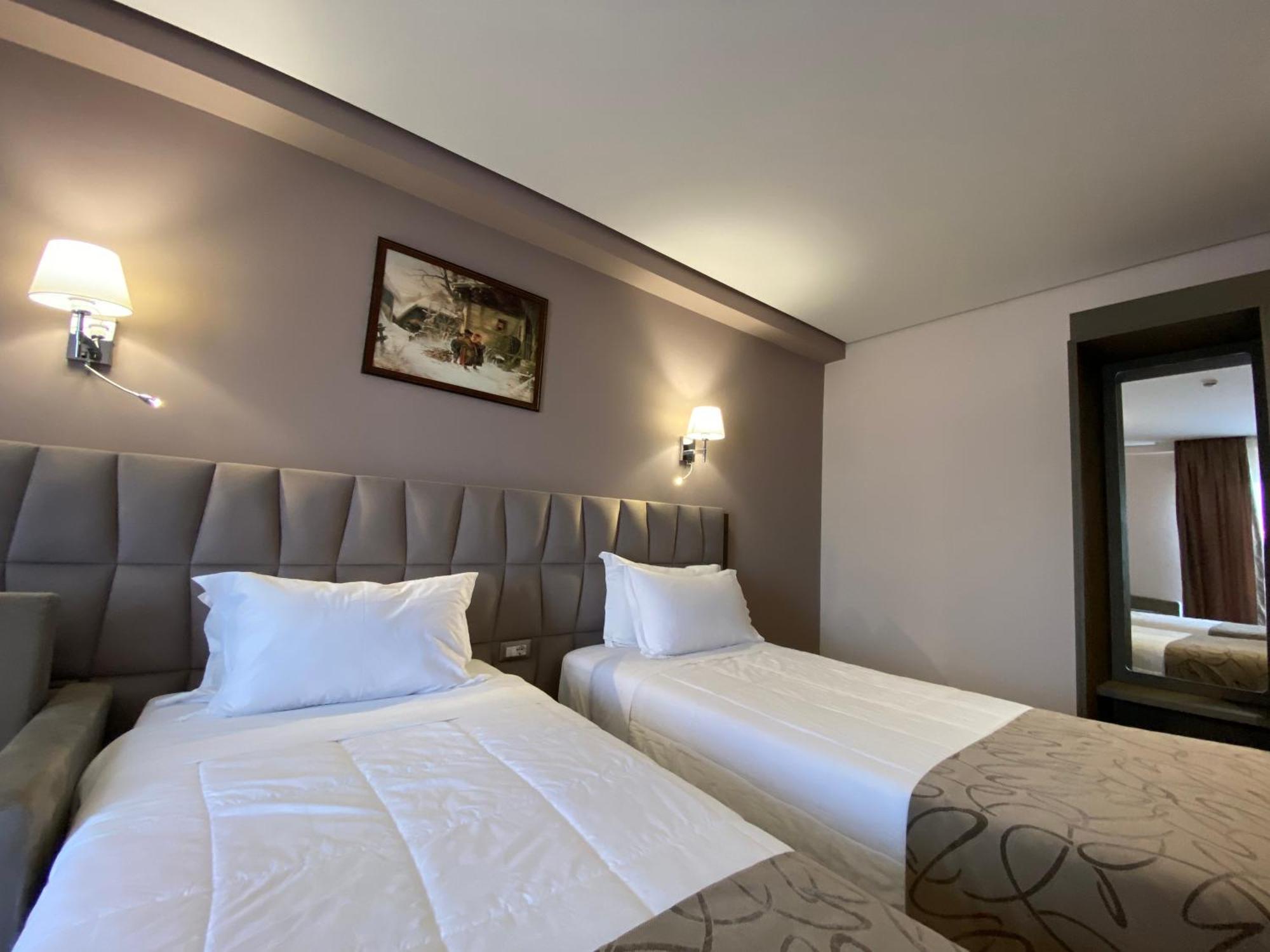 Doanesia Premium Hotel & Spa تيرانا المظهر الخارجي الصورة